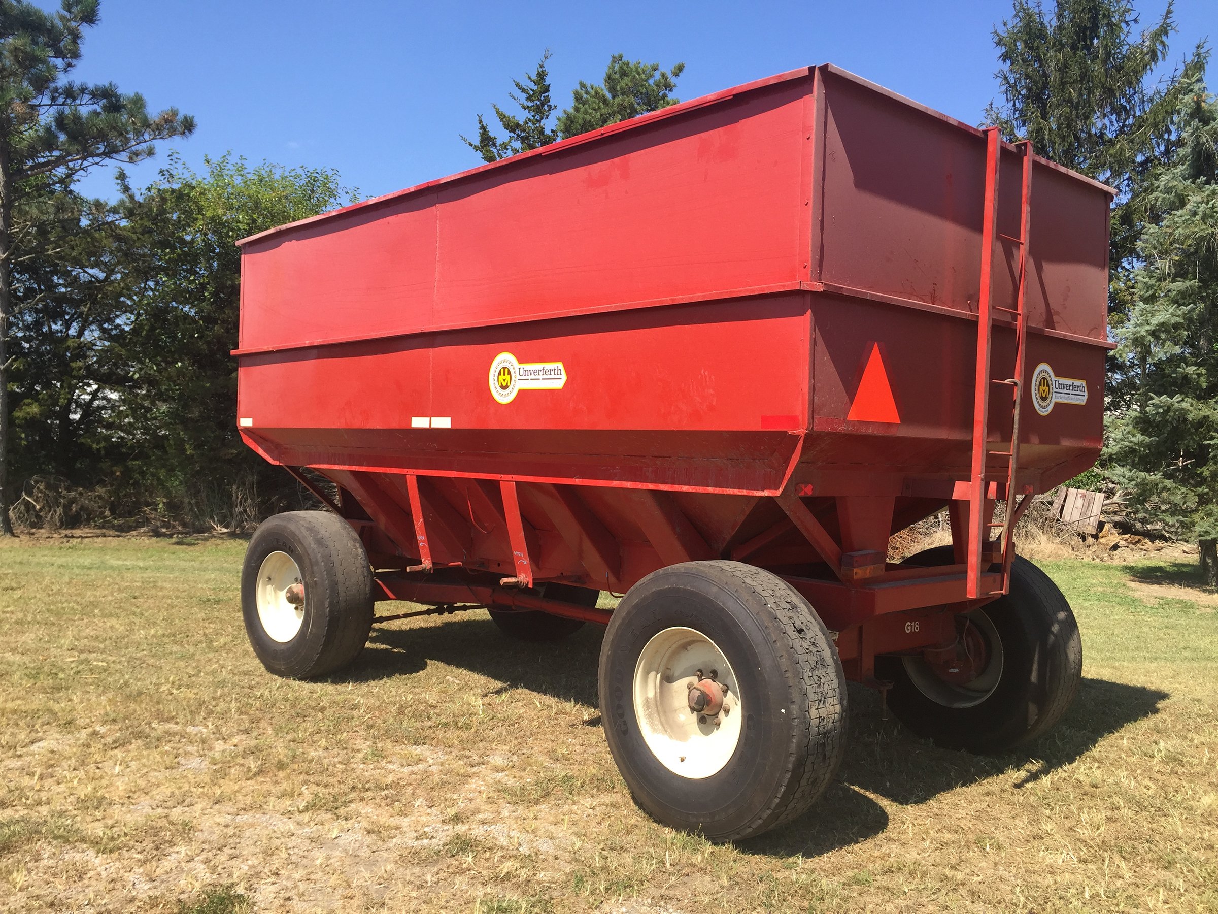 Property photo 14 - ABSOLUTE FARM EQUIPMENT AUCTION IN AUGLAIZE COUNTY, OHIO